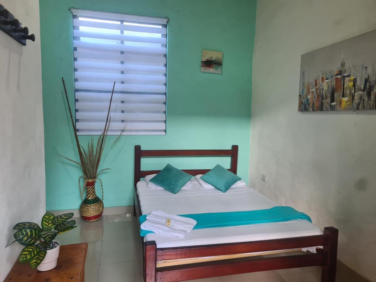 Hotel Alcazar Real Utica 외부 사진