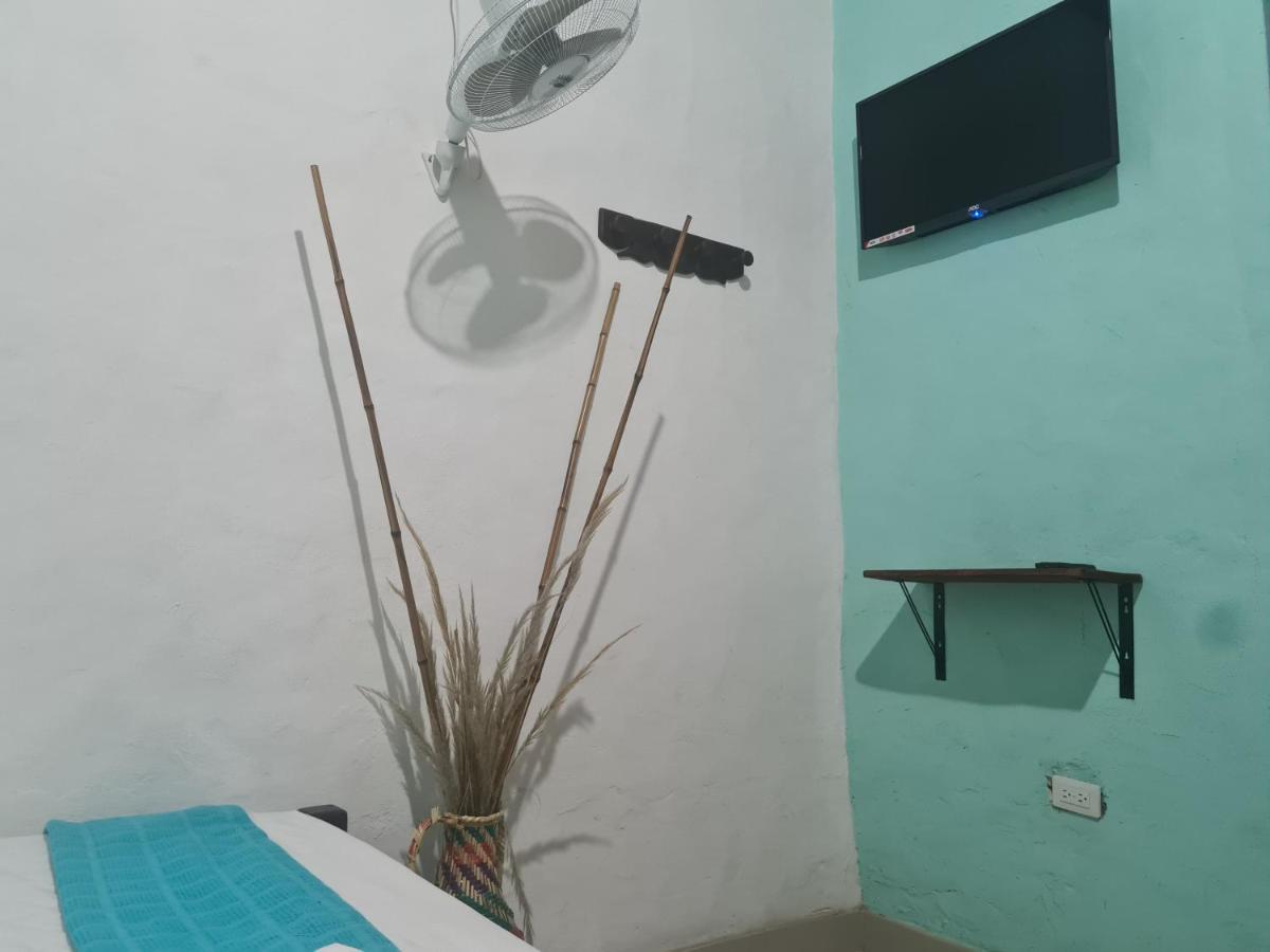 Hotel Alcazar Real Utica 외부 사진