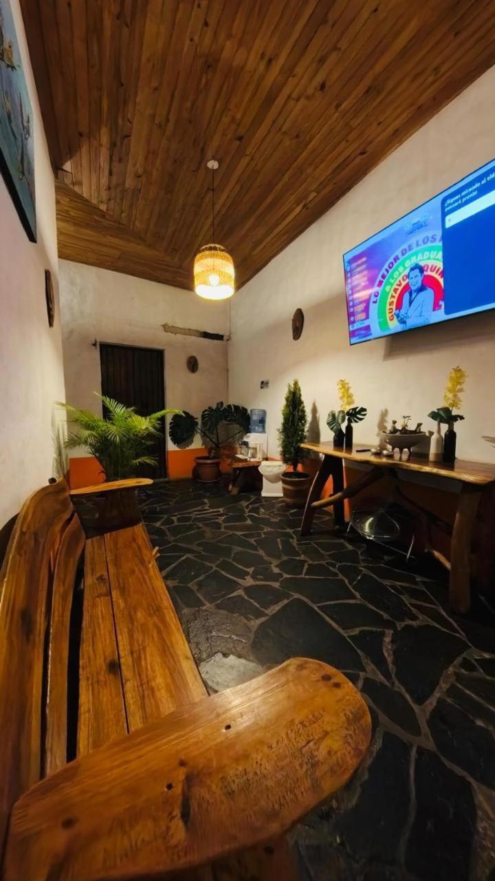 Hotel Alcazar Real Utica 외부 사진