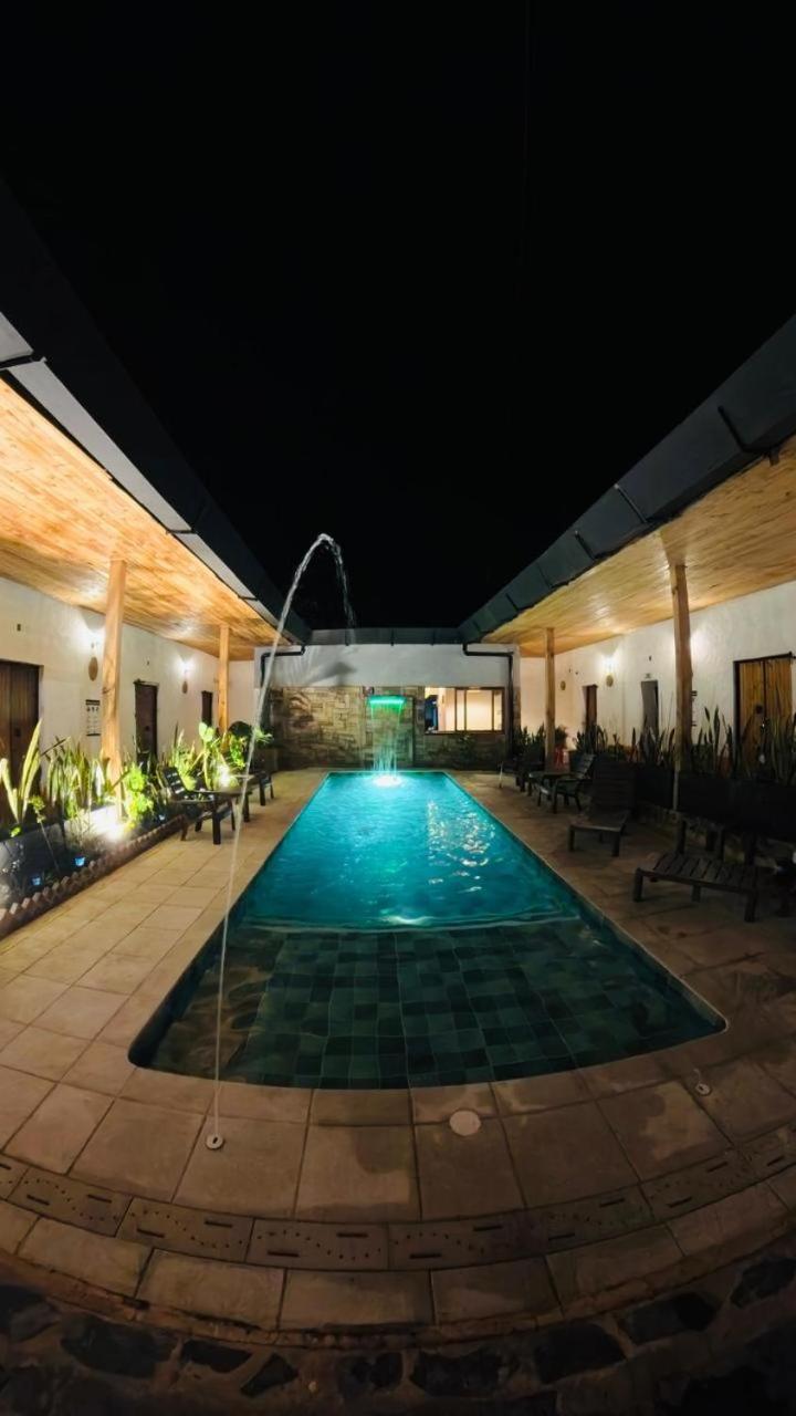 Hotel Alcazar Real Utica 외부 사진